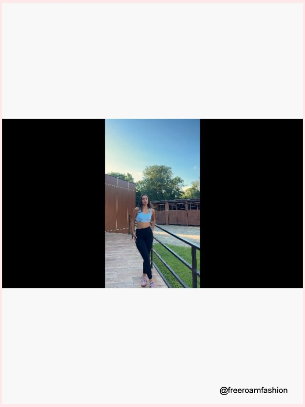 Seamless 2 Piece Workout Set - High Waist Leggings & Sports Bra - Picture 7 of 7